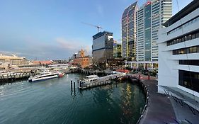 Chic Princes Wharf Studio - City View - Parking